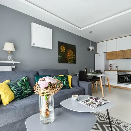 M&R Apartament Airport&Business Deluxe Cybernetyki 17 - Underground Garage - Free Wifi - Netflix - Air Conditioning - Self Check-In, Close By Chopin Airport Varsavia Esterno foto