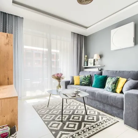 M&R Apartament Airport&Business Deluxe Cybernetyki 17 - Underground Garage - Free Wifi - Netflix - Air Conditioning - Self Check-In, Close By Chopin Airport Varsavia Esterno foto